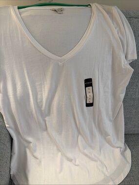 Guess White v neck Tee with Branded Neck Label
